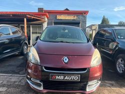 Violett Gebraucht 2012 Renault Scénic III Van / Kleinbus | 2.650 € (Guter Preis)