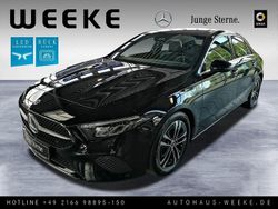 Schwarz Gebraucht 2024 Mercedes A180 Advanced Limousine | 29.959 € (Etwas zu teuer)