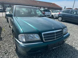 Grün Gebraucht 1997 Mercedes C180 Elegance Limousine | 1.800 € (Superpreis)