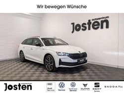 Moonweiss metallic Gebraucht 2024 Skoda Octavia SportLine Kombi | 35.490 € (Fairer Preis)