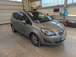 Grau Gebraucht 2011 Opel Meriva Innovation Van / Kleinbus | 4.300 € (Etwas zu teuer)