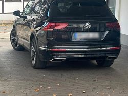 Schwarz Gebraucht 2019 VW Tiguan R-line SUV | 30.000 €