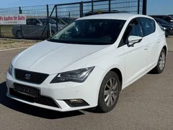 Weiß Gebraucht 2012 Seat Leon Style Limousine | 4.950 € (Guter Preis)