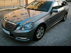 Grau Gebraucht 2011 Mercedes E220 Kombi | 6.000 € (Guter Preis)