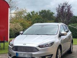 Silber Gebraucht 2015 Ford Focus Titanium Kombi | 6.500 € (Superpreis)