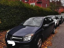 Blau Gebraucht 2007 Opel Astra Kleinwagen | 2.250 € (Fairer Preis)