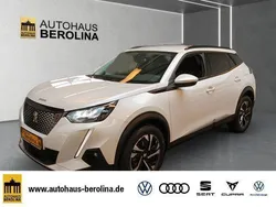 Weiß Gebraucht 2021 Peugeot 2008 Allure SUV | 19.980 € (Fairer Preis)