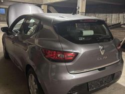 Gebraucht 2016 Renault Clio IV LIMITED Limousine | 6.950 € (Guter Preis)