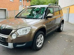 Hneda mato/mato brown Gebraucht 2011 Skoda Yeti Plus Edition SUV | 4.950 € (Fairer Preis)