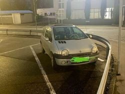 Silber Gebraucht 2002 Renault Twingo Expression Kleinwagen | 1.000 € (Superpreis)