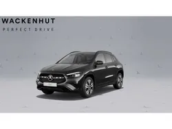 Nachtschwarz unilack Gebraucht 2024 Mercedes GLA220 Progressive SUV | 48.830 € (Etwas zu teuer)