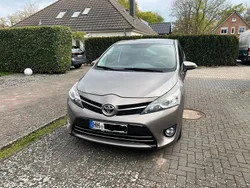 Gebraucht 2014 Toyota Verso Life Van / Kleinbus | 6.200 € (Fairer Preis)