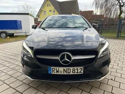 Schwarz Gebraucht 2017 Mercedes CLA180 Shooting Brake Urban Kombi | 14.900 € (Guter Preis)