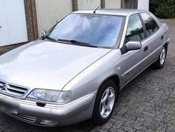 Silber Gebraucht 2000 Citroën Xantia Exclusive Limousine | 1.900 €