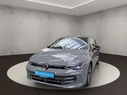Grau Gebraucht 2024 VW Golf VIII Goal Limousine | 31.800 € (Superpreis)