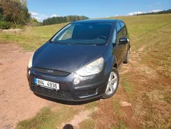 Grau Gebraucht 2008 Ford S-MAX Titanium Van / Kleinbus | 1.800 € (Fairer Preis)