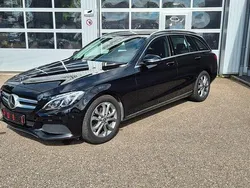 Schwarz Gebraucht 2017 Mercedes C180 Kombi | 20.700 € (Fairer Preis)