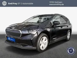Grau (quarzgrau metallic) Gebraucht 2021 Skoda Enyaq iV SUV | 27.946 € (Guter Preis)