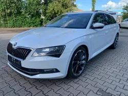 Weiß Gebraucht 2019 Skoda Superb Style Kombi | 17.900 € (Fairer Preis)
