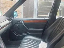 Gebraucht 1990 Mercedes E200 Kombi | 3.200 €