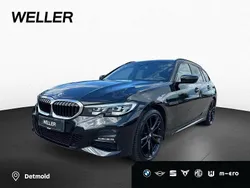 Black sapphire (schwarz) Gebraucht 2020 BMW 318 M Sport Kombi | 24.850 € (Fairer Preis)