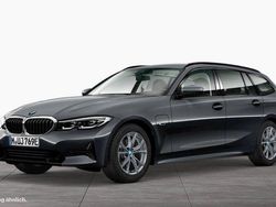 Grau Gebraucht 2022 BMW 320e Sport Line Kombi | 33.911 € (Etwas zu teuer)