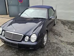 Blau Gebraucht 2001 Mercedes CLK230 Elegance Cabrio | 3.250 € (Superpreis)