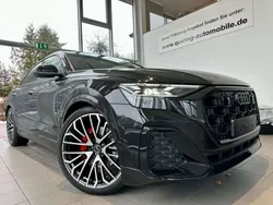 0e mythosschwarz Neu 2024 Audi Q8 S-Line SUV | 97.461 €