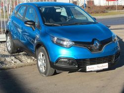 Blau Gebraucht 2016 Renault Captur Life SUV | 9.850 € (Fairer Preis)