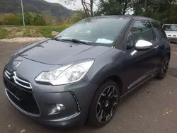 Grau Gebraucht 2010 Citroën DS3 Sport Chic Limousine | 2.965 € (Superpreis)
