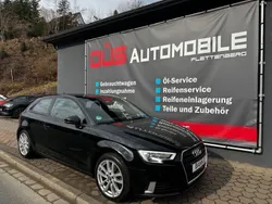 Schwarz Gebraucht 2016 Audi A3 Comfort Kleinwagen | 12.990 € (Guter Preis)