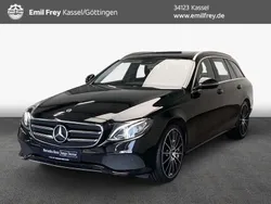 Schwarz Gebraucht 2020 Mercedes E220 Avantgarde Kombi | 29.100 € (Fairer Preis)