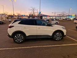Weiß Gebraucht 2018 Opel Grandland X Ultimate SUV | 18.200 € (Fairer Preis)