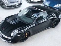 Schwarz Gebraucht 2018 Porsche 911 Carrera 4 GTS Coupé | 100.990 € (Fairer Preis)