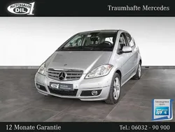 Polarsilber metalliclack Gebraucht 2011 Mercedes A180 Avantgarde Limousine | 10.850 €