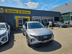 Shimmering silver / met Gebraucht 2022 Hyundai Tucson SUV | 24.800 € (Fairer Preis)