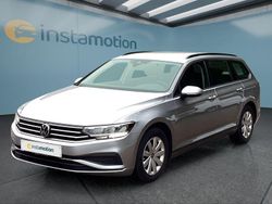 Silber Gebraucht 2022 VW Passat Kombi | 24.249 € (Fairer Preis)