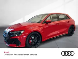 Rot Neu 2025 Audi RS3 Sportback Sport Kleinwagen | 72.900 € (Guter Preis)