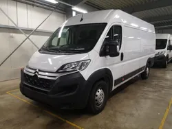 Weiß Gebraucht 2023 Citroën Jumper Van / Kleinbus | 26.900 € (Fairer Preis)
