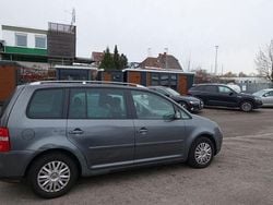 Grau Gebraucht 2004 VW Touran Highline Van / Kleinbus | 1.490 € (Guter Preis)
