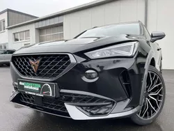 Mitternachtsschwarz Gebraucht 2024 Cupra Formentor SUV | 29.360 € (Guter Preis)
