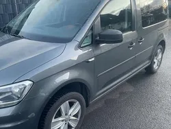 Grau Gebraucht 2016 VW Caddy Van / Kleinbus | 15.500 € (Etwas zu teuer)