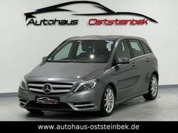 Grau Gebraucht 2013 Mercedes B180 Sport Van / Kleinbus | 12.490 € (Fairer Preis)