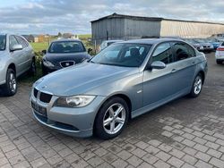 Blau Gebraucht 2007 BMW 320 Limousine | 4.490 € (Fairer Preis)