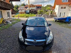 Rot Gebraucht 2010 Opel Corsa Edition Limousine | 900 € (Superpreis)