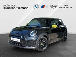 Andere Gebraucht 2022 Mini Cooper Kleinwagen | 16.877 € (Fairer Preis)