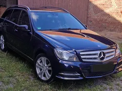 Blau Gebraucht 2012 Mercedes C200 Avantgarde Limousine | 12.777 € (Fairer Preis)