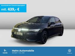 Grenadillschwarz metallic Gebraucht 2025 VW Golf R-line Limousine | 43.750 €