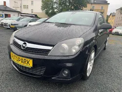 Schwarz Gebraucht 2007 Opel Astra GTC Limousine | 4.500 € (Fairer Preis)