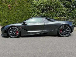 Grau Gebraucht 2021 McLaren 720S Cabrio | 238.000 €